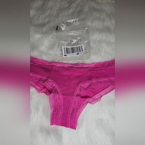 BNWT VS Underware